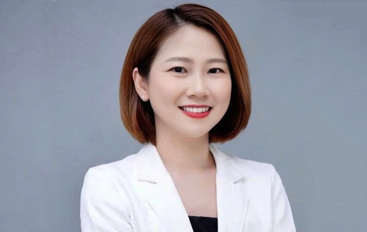 ceo-thuy-tien-cau-noi-gia-khoa-hoc-va-cong-dong