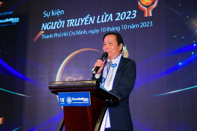 chuong-trinh-nguoi-truyen-lua-2023-1