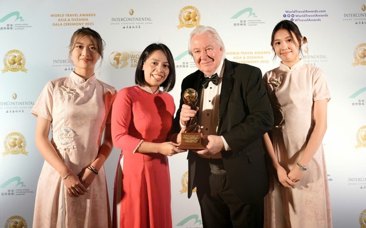 secc-nhan-giai-thuong-du-lich-the-gioi-2025