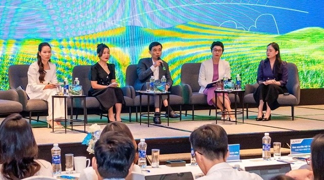 vua-thep-tran-dinh-long-ipo-mang-nong-nghiep-tiet-lo-to-chuc-lon-gom-hang-co-phieu