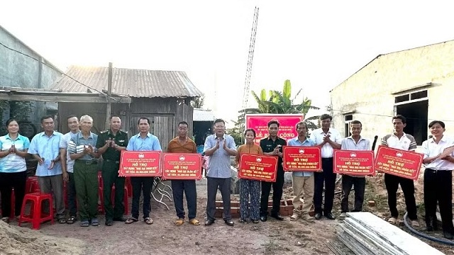 khoi-cong-xay-dung-6-can-nha-dai-doan-ket-cho-cac-gia-dinh-kho-khan-o-xa-bien-gioi-tinh-dak-lak