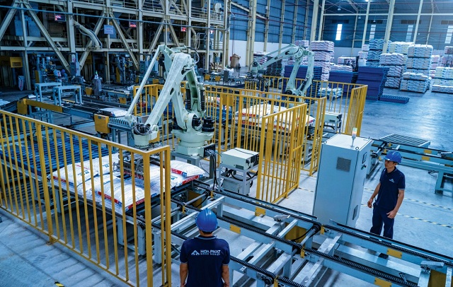 thuc-an-chan-nuoi-hoa-phat-quy-i-tang-truong-hai-chu-so