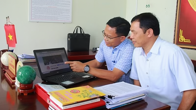 mang-xa-hoi-thap-sang-uoc-mo-cho-1000-hoc-sinh-ngheo-o-ia-hiao