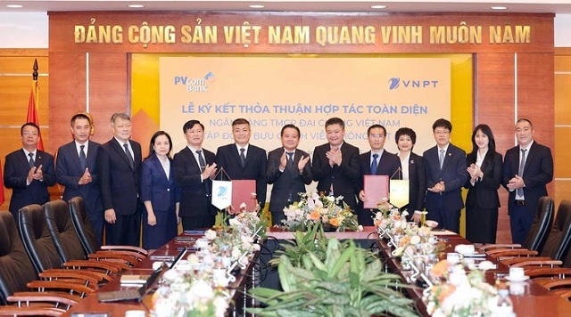 pvcombank-va-vnpt-hop-tac-chien-luoc