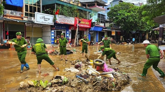 adb-vien-tro-2-trieu-usd-ho-tro-viet-nam-ung-pho-thien-tai