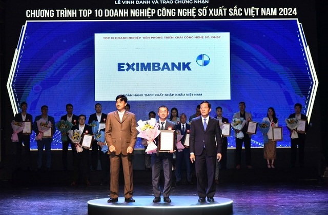 eximbank-lot-top-10-doanh-nghiep-tien-phong-trien-khai-cong-nghe-so