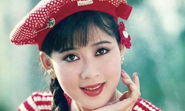 nu-hoang-anh-lich-co-cat-se-hon-10-cay-vang-tung-bi-nham-la-vo-ly-hung