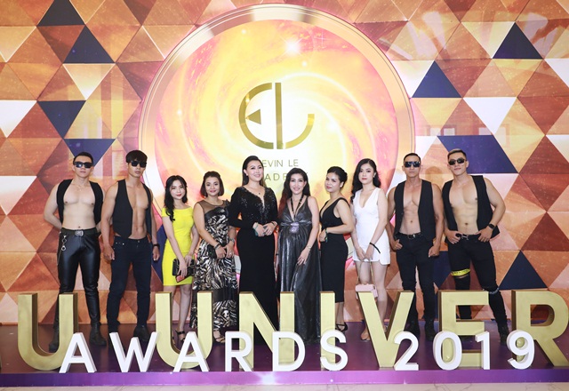 master-jennifer-pham-a-pp-beauty-a-academy-gop-nen-thanh-cong-cua-pmu-universe-award-2019-ketnoidoanhnhan-1