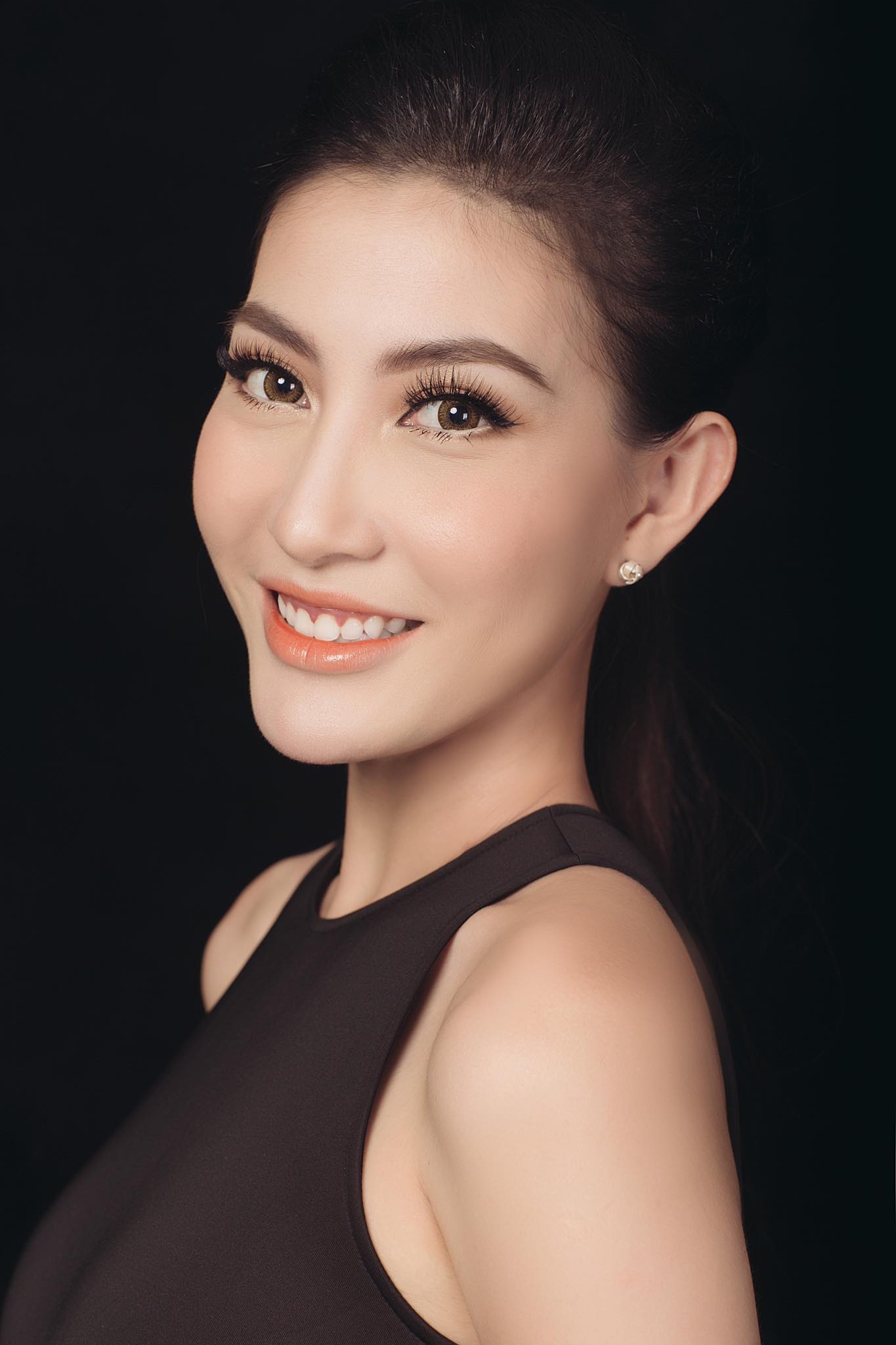 master-jennifer-pham-a-pp-beauty-a-academy-gop-nen-thanh-cong-cua-pmu-universe-award-2019