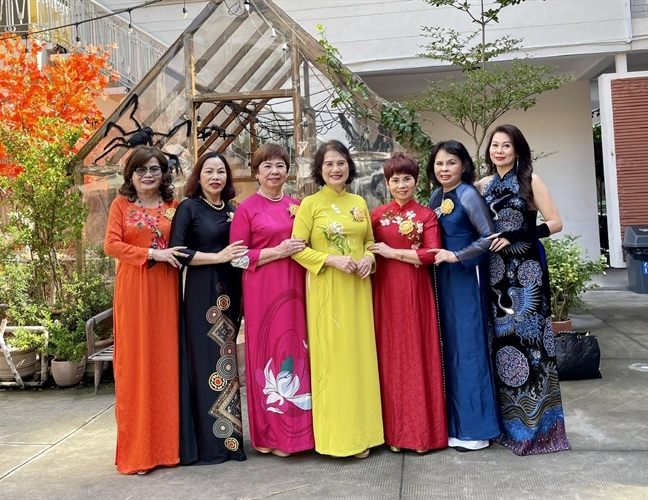 clb-di-san-ao-dai-tphcm-lan-toa-va-bao-ton-net-dep-van-hoa-viet-nam-qua-trang-phuc-dan-toc-ketnoidoanhnhan-9