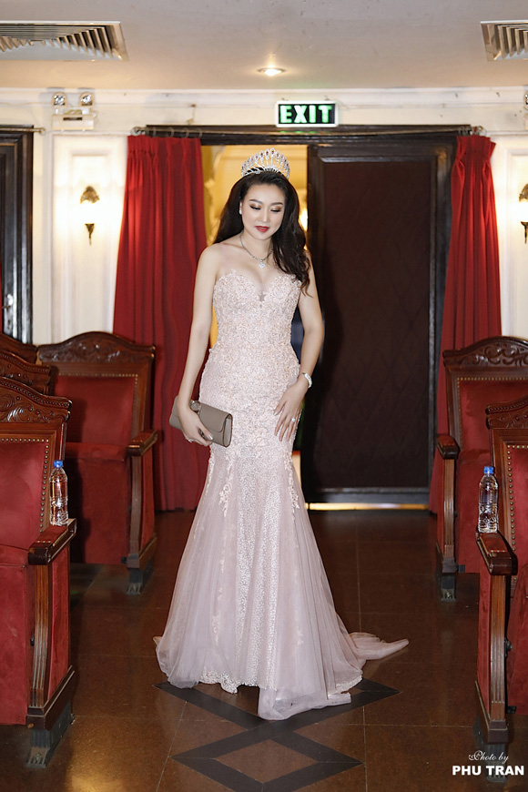 hoa-hau-kim-nhung-kndn-12